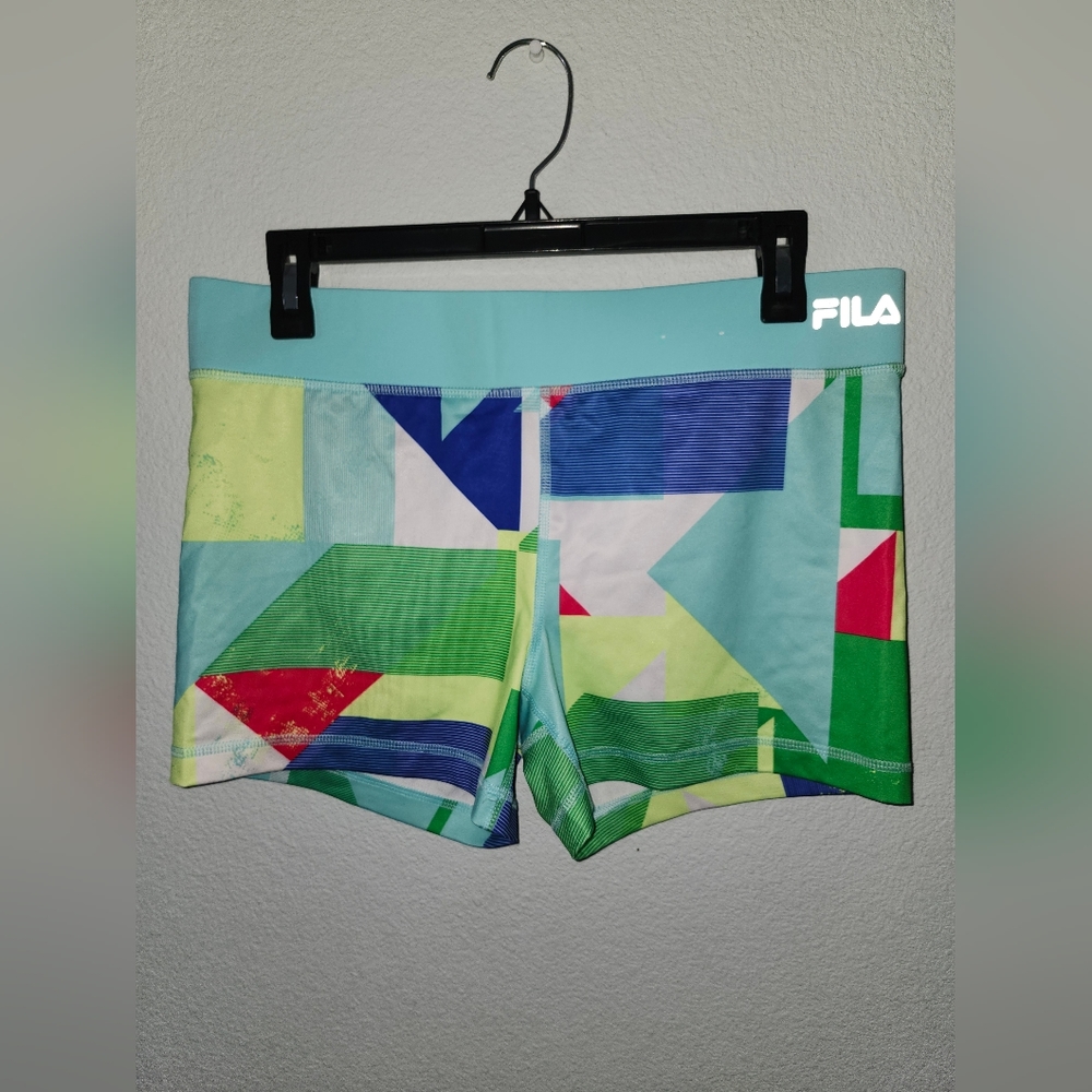 File Athletic shorts size L